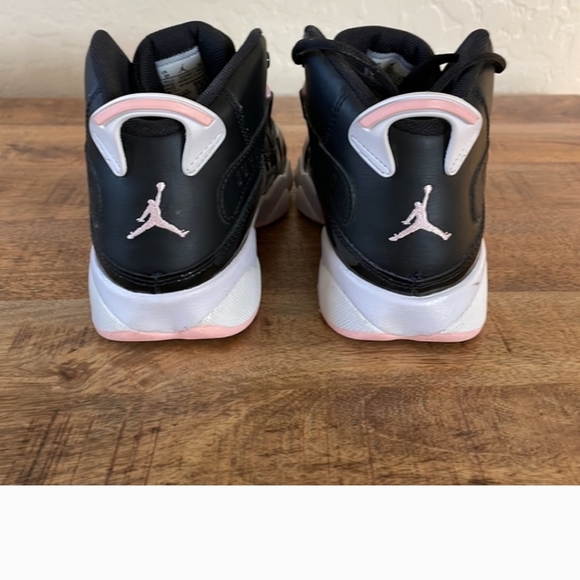 LIKE NEW! NIKE Jordan 6 Rings - Picture 2 of 5